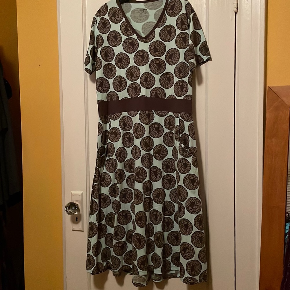 Svaha short sleeve Roly Poly Pangolin Ruby Dress, with pockets. XL